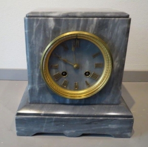 klok-3-2-320 Franse marmeren tafelklok